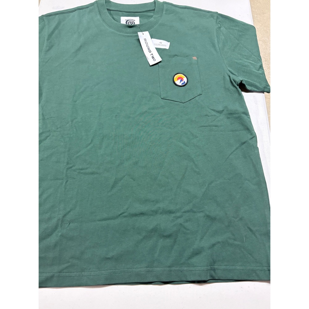 Round Two Hiking Logo Patch Pocket T-Shirt Green Men's Size M New w/ tags